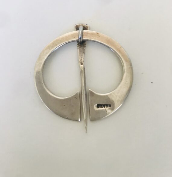 1936B543-4857-48BD-860E-F885CEC4726A