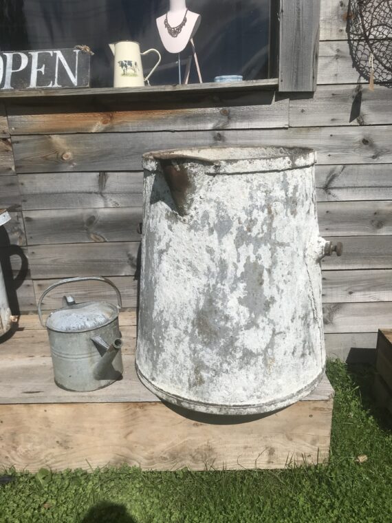 7A47FD68-F9D0-485E-A830-6773A20F0E8F