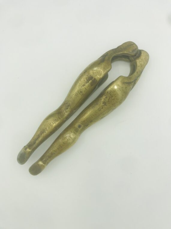 AE3CD056-081C-4A8A-B2ED-793EFAE5F26B