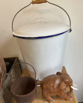 Enamel Bucket with Lid