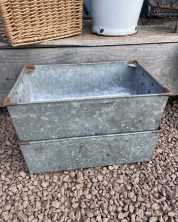 Galvanised Trays