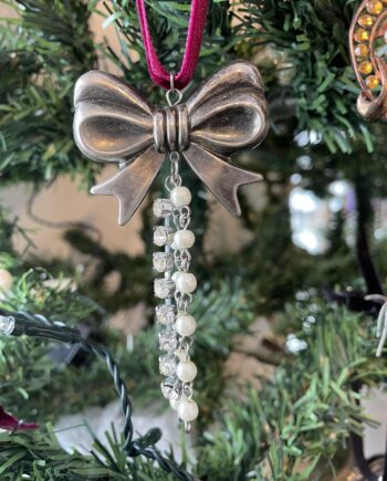 Bow with Pearl and Paste Fringe Decoration